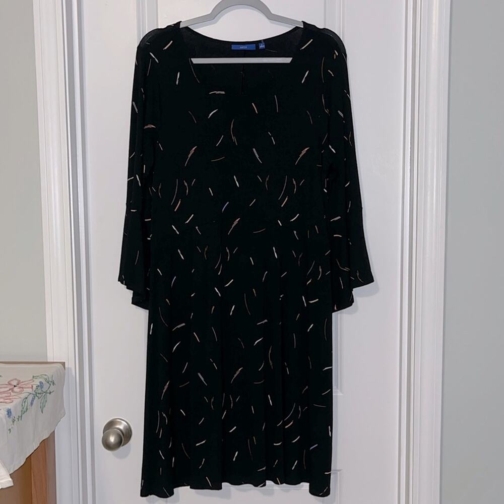 ⚡️ 3 for $30 ⚡️ Apt. 9 3/4 Bell Sleeve Dress